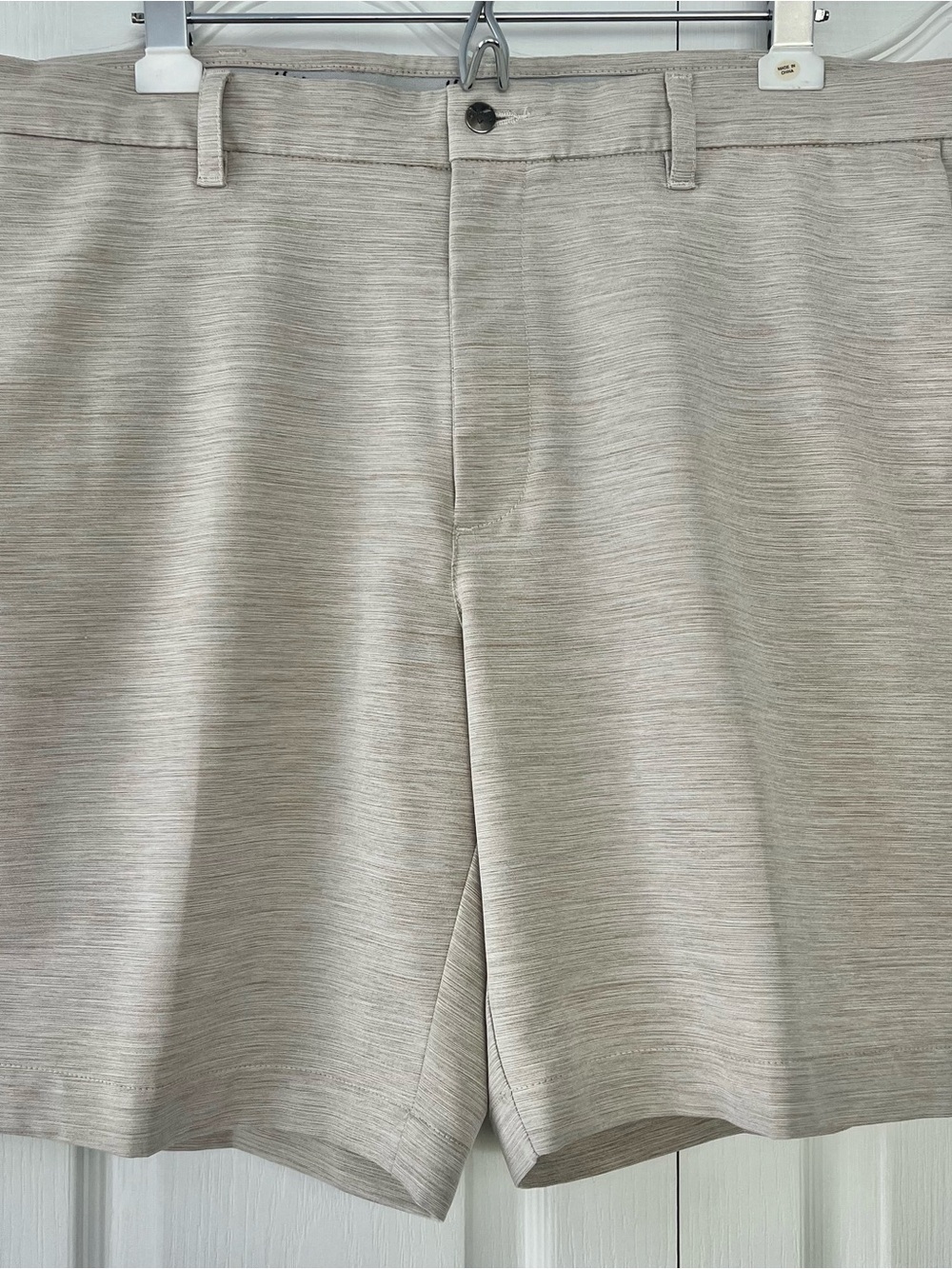 Callaway Golf Shorts Mens Size 40 Beige Stretch Performance Microfiber Casual